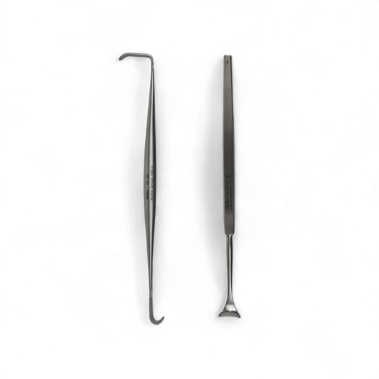 Retractors