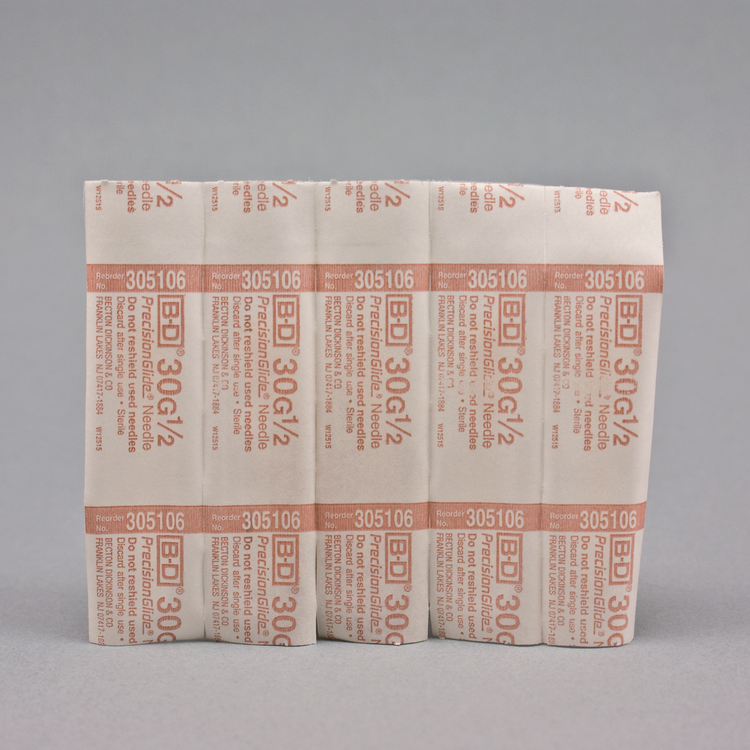 BD 305106 PrecisionGlide 30 G x 1/2 in. Hypodermic Plastic Blister Pack Needle