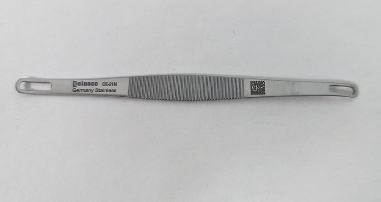 Delasco CE-21M Dextra Schamberg Comedone Extractor 3.75in, Regular, Square Ends