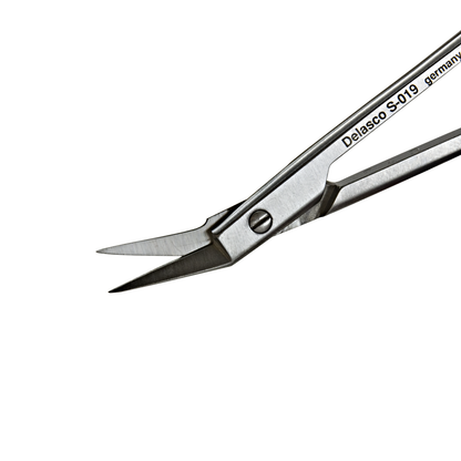 Delasco S-019 O'Brien suture scissors, angled w/sharp points